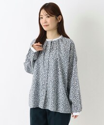 キャンブリックプリントブラウス