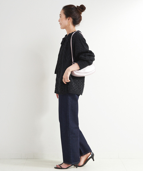 B.C STOCK(ベーセーストック)の「手洗い可 / パッチワーク風ケーブルニット(ニット/セーター・レディース・ブラック/ベージュ・FREE)」の4枚目の写真