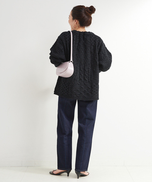 B.C STOCK(ベーセーストック)の「手洗い可 / パッチワーク風ケーブルニット(ニット/セーター・レディース・ブラック/ベージュ・FREE)」の5枚目の写真