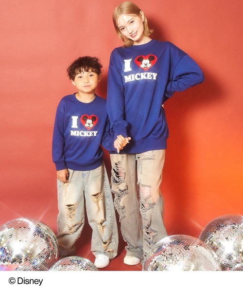 ANAP（アナップ）の「【Disney】＜Mickey＆Minnie＞ ANAP  I LOVE デザイン オーバーサイズ スウェット プルオーバー【親子お揃い】（スウェット・レディース・ブラウン/ピンク/レッド/ネイビー・FREE）」の9枚目の写真