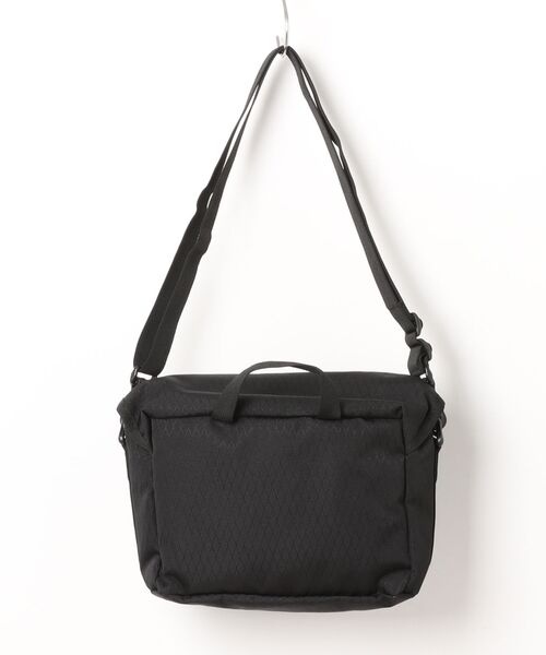 Gramicci(グラミチ)の「★GRAMICCI★MULTI SIDE BAG(ショルダーバッグ・メンズ・ブラック・FREE)」の8枚目の写真