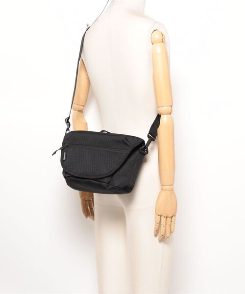 Gramicci(グラミチ)の「★GRAMICCI★MULTI SIDE BAG(ショルダーバッグ・メンズ・ブラック・FREE)」の11枚目の写真