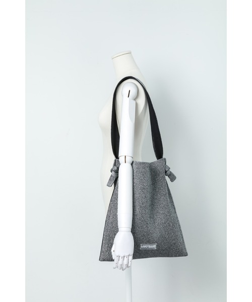 LASTFRAME（ラストフレーム）の「KYOTO METALLIC REVERSIBLE MUSUBI TOTE（ショルダーバッグ・レディース・グレー系その他/シルバー系その他・FREE）」の8枚目の写真