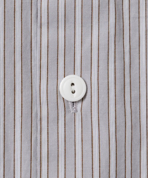 HINSON(ヒンソン)の「HINSON/ヒンソン レギュラーカラー ブロード ロングスリーブ ストライプシャツ(シャツ/ブラウス・メンズ・グレー/サックスブルー/ベージュ・MEDIUM/LARGE/SMALL)」の8枚目の写真