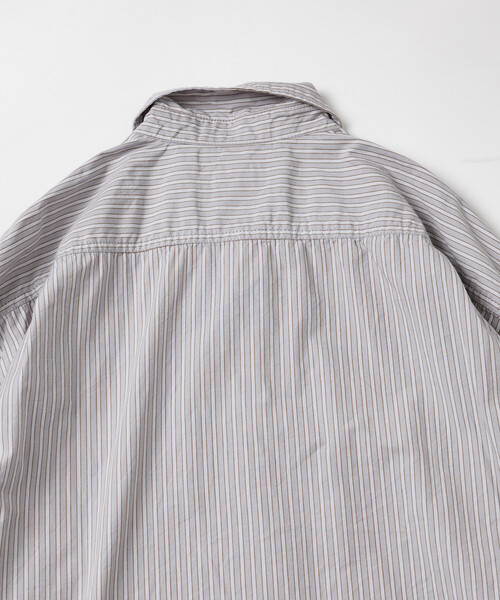 HINSON(ヒンソン)の「HINSON/ヒンソン レギュラーカラー ブロード ロングスリーブ ストライプシャツ(シャツ/ブラウス・メンズ・グレー/サックスブルー/ベージュ・MEDIUM/LARGE/SMALL)」の15枚目の写真