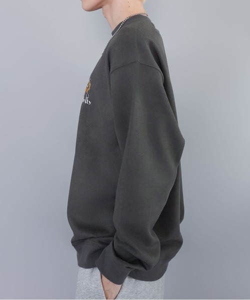 SPINNS（スピンズ）の「ひげおじさんシリーズ②/フェイクスエードワンポイントスウェット/刺繍ロゴ（スウェット・メンズ・ブラウン/チャコール/アイボリー・ONESIZE）」の22枚目の写真