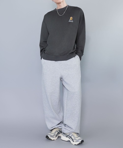 SPINNS（スピンズ）の「ひげおじさんシリーズ②/フェイクスエードワンポイントスウェット/刺繍ロゴ（スウェット・メンズ・ブラウン/チャコール/アイボリー・ONESIZE）」の12枚目の写真