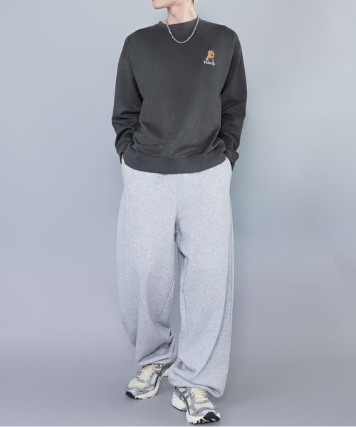 SPINNS（スピンズ）の「ひげおじさんシリーズ②/フェイクスエードワンポイントスウェット/刺繍ロゴ（スウェット・メンズ・ブラウン/チャコール/アイボリー・ONESIZE）」の14枚目の写真