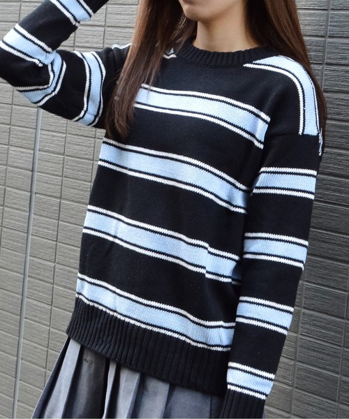 spiritoso(スピリトーゾ)の「【spiritoso】クルーネックルーズボーダーニット(ニット/セーター・レディース・ホワイト/ブラック・MEDIUM)」の8枚目の写真