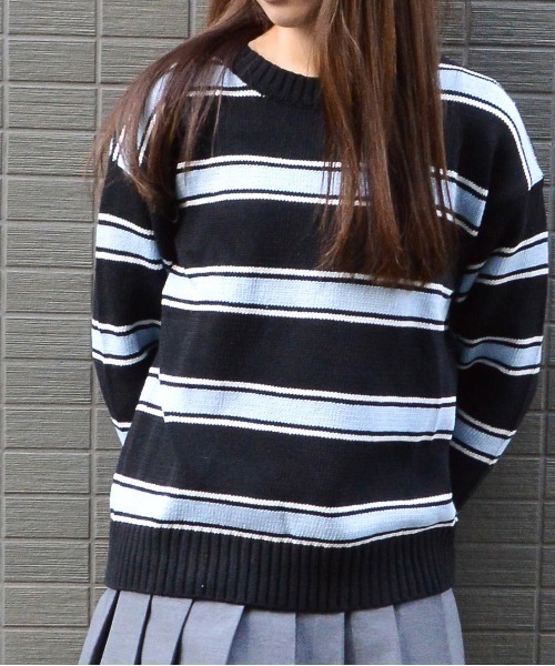 spiritoso(スピリトーゾ)の「【spiritoso】クルーネックルーズボーダーニット(ニット/セーター・レディース・ホワイト/ブラック・MEDIUM)」の10枚目の写真