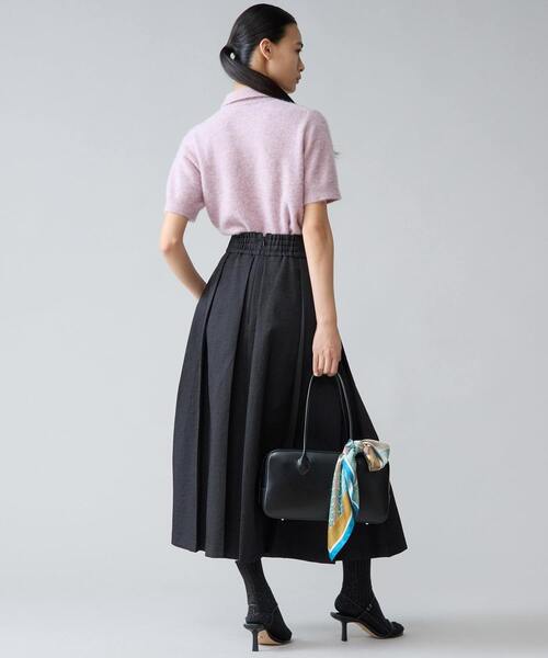 Tiara(ティアラ)の「アルパカMIX衿ニット(ニット/セーター・レディース・ラベンダー/ブラウン系その他/チャコールグレー・FREE)」の10枚目の写真