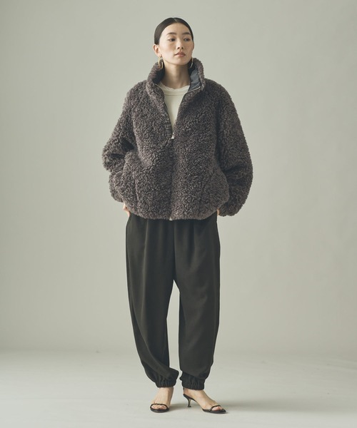 Curensology（カレンソロジー）の「Curensology(カレンソロジー)/リバーフェイクファーブルゾン（ブルゾン・レディース・ブラック/ベージュ・FREE）」の8枚目の写真