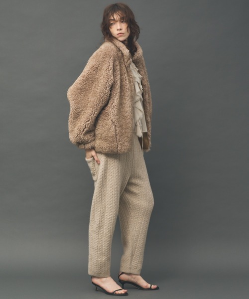 Curensology（カレンソロジー）の「Curensology(カレンソロジー)/リバーフェイクファーブルゾン（ブルゾン・レディース・ブラック/ベージュ・FREE）」の3枚目の写真