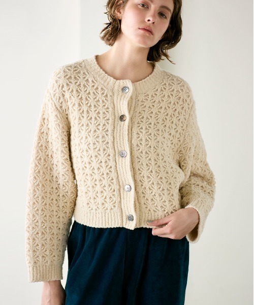 WALANCE（ワランス）の「crochet double knit cardigan（カーディガン/ボレロ・レディース・チャコール/アイボリー・FREE）」の2枚目の写真