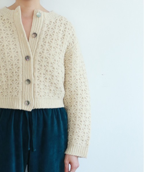 WALANCE（ワランス）の「crochet double knit cardigan（カーディガン/ボレロ・レディース・チャコール/アイボリー・FREE）」の13枚目の写真