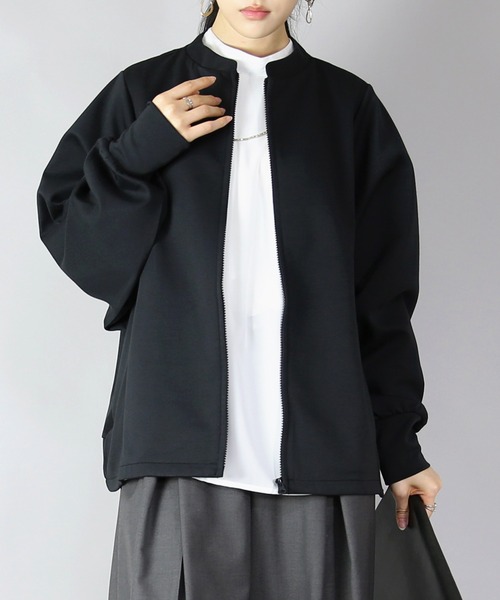 and it_(アンドイット)の「ダンボールニットゆったりこなれフルジップクルー(カーディガン/ボレロ・レディース・ベージュ/チャコール/ブラック・FREE)」の4枚目の写真