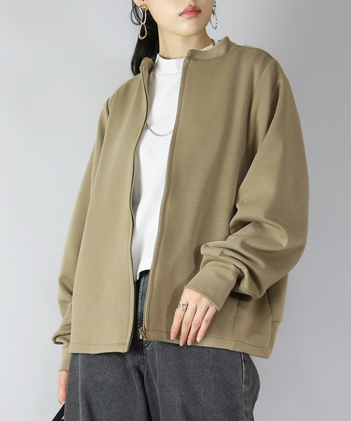 and it_(アンドイット)の「ダンボールニットゆったりこなれフルジップクルー(カーディガン/ボレロ・レディース・ベージュ/チャコール/ブラック・FREE)」の14枚目の写真