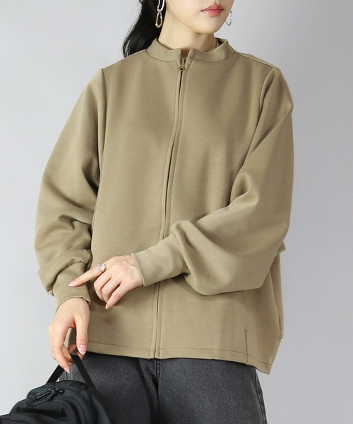 and it_(アンドイット)の「ダンボールニットゆったりこなれフルジップクルー(カーディガン/ボレロ・レディース・ベージュ/チャコール/ブラック・FREE)」の17枚目の写真