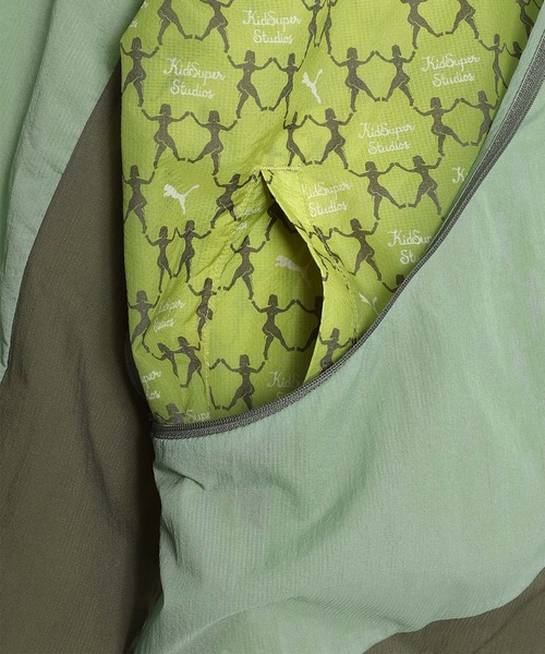 PUMA（プーマ）の「PUMA X KIDSUPER WINDBREAKER 629509-73（その他アウター・メンズ・グリーン・X-LARGE/MEDIUM/LARGE/SMALL）」の7枚目の写真