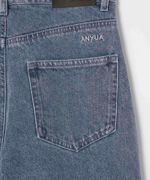 GLOBAL WORK(グローバルワーク)の「あったかワイドデニム/AND YUA ANY/593386(デニムパンツ・キッズ・ブルー系その他4/ブラック・MEDIUM/SMALL/LARGE)」の5枚目の写真