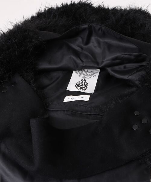 L.H.P(エルエイチピー)の「aenrmous/エーノマース/Overfur Bag(ショルダーバッグ・レディース・ブラック・F)」の4枚目の写真