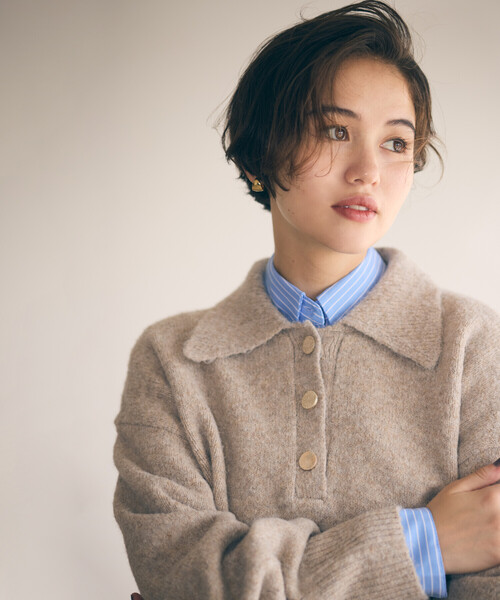 COMME CA ISM（コムサイズム）の「メタルボタン ポロニット（ニット/セーター・レディース・ベージュ/チャコール/アイボリー・FREE）」の6枚目の写真