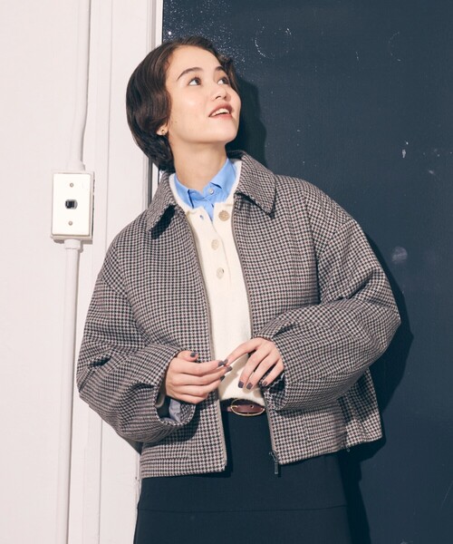 COMME CA ISM（コムサイズム）の「メタルボタン ポロニット（ニット/セーター・レディース・ベージュ/チャコール/アイボリー・FREE）」の9枚目の写真