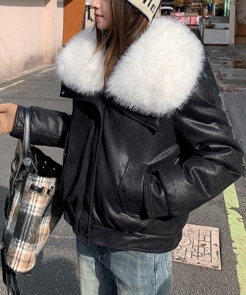 ENLIKE（エンリケ）の「ビッグファーカラーPU中綿ジャケット（その他アウター・レディース・ブラック/オフホワイト/ブラウン・FREE）」の14枚目の写真