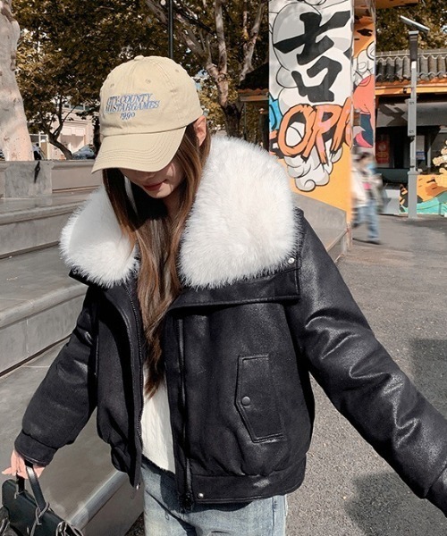 ENLIKE（エンリケ）の「ビッグファーカラーPU中綿ジャケット（その他アウター・レディース・ブラック/オフホワイト/ブラウン・FREE）」の15枚目の写真