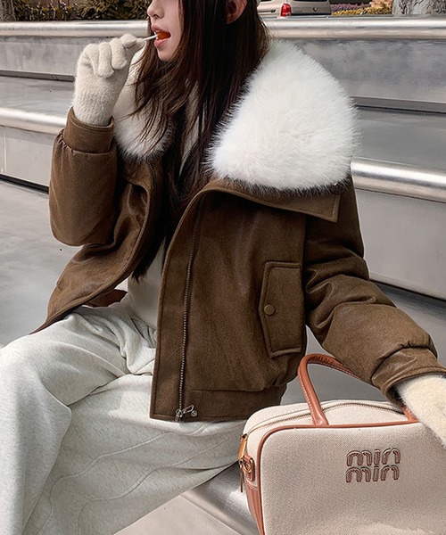 ENLIKE（エンリケ）の「ビッグファーカラーPU中綿ジャケット（その他アウター・レディース・ブラック/オフホワイト/ブラウン・FREE）」の16枚目の写真