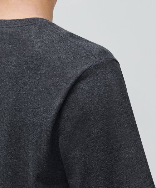 MUSINSA STANDARD（ムシンサスタンダード）の「ベーシッククルーネックTシャツ[チャコールグレー]（Tシャツ/カットソー・メンズ・その他・XX-LARGE/SMALL/MEDIUM/LARGE/X-LARGE/XXX-LARGE）」の5枚目の写真