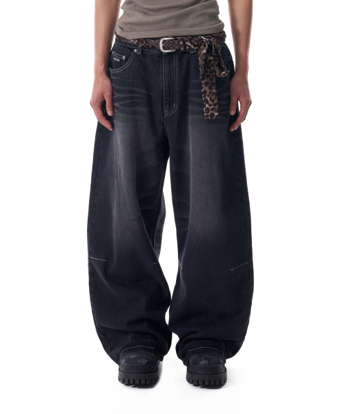 セール】2-Lined Eyelet Washed Denim Pants (Black)（デニムパンツ