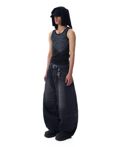 パンツ AAKAM 2-Lined Eyelet Washed Denim Pants セール】2-Lined Eyelet Washed Denim Pants (Black)（デニムパンツ