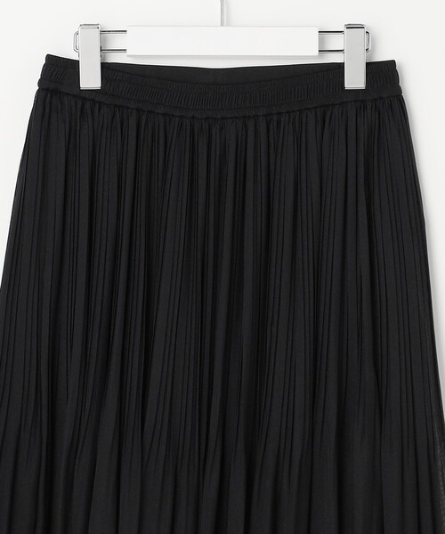 ANY SIS(エニィスィス)の「シャイニープリーツ スカート(スカート・レディース・ネイビー系/ベージュ系/ブラック系・SMALL/MEDIUM/LARGE)」の14枚目の写真