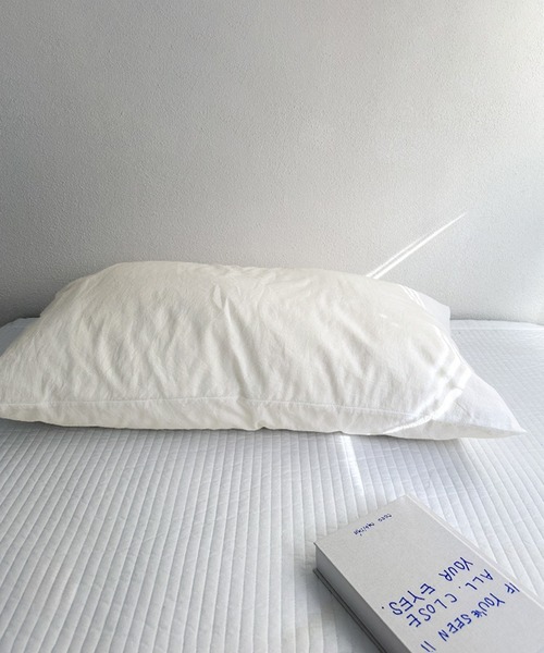 IRADOWL（アイラドール）の「【アイラドール room】柄×くすみカラー枕カバー（寝具・レディース・オレンジ/C/イエロー/ブラウン/キャメル/グリーン/テラコッタ/ホワイト/A/B/ブラック・FREE）」の2枚目の写真