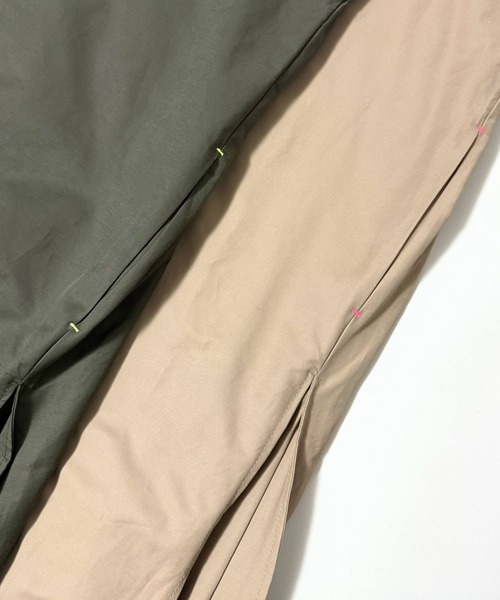 Q（キュー）の「バックリブドッキングプリーツワンピース（ワンピース・レディース・オリーブ/ベージュ・MEDIUM）」の11枚目の写真