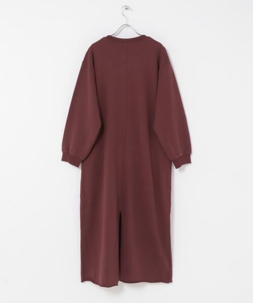 ITEMS URBANRESEARCH(アイテムズ アーバンリサーチ)の「スウェットロングスリーブワンピース(ワンピース・レディース・バーガンディー/ベージュ/チャコールグレー・FREE)」の15枚目の写真