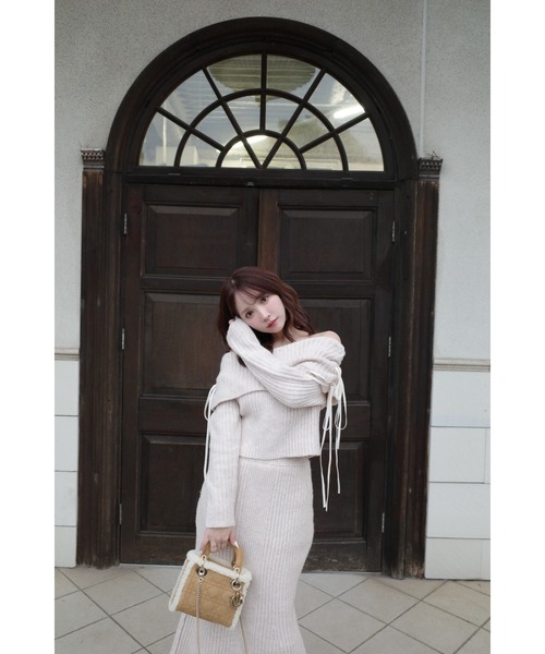 Ribbon Off-Shoulder Knit Set-Up（ワンピース）｜MISTREASS