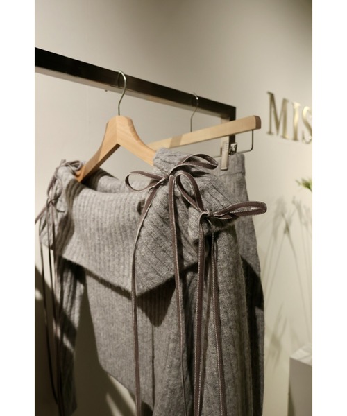 MISTREASS（ミストレアス）の「Ribbon Off-Shoulder Knit Set-Up（ワンピース・レディース・グレー/ベージュ・FREE）」の11枚目の写真