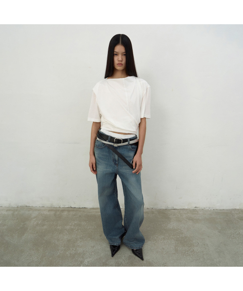 LCDC TM(エルシーディーシーティーエム)の「BLUE WASHED DART DETAIL DENIM (BLUE)(デニムパンツ・レディース・ブルー・SMALL/MEDIUM)」の8枚目の写真