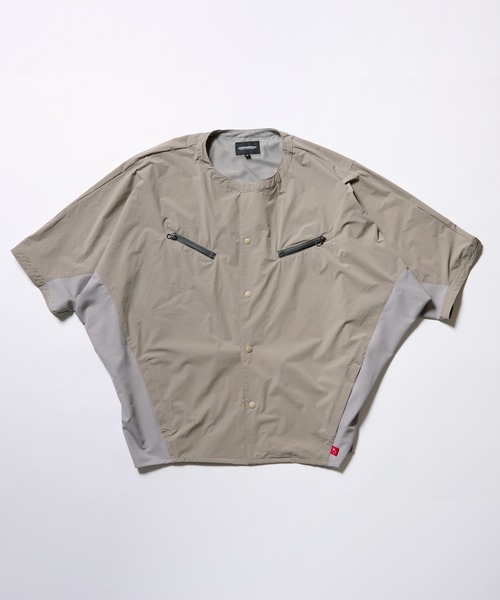 VIRGOwearworks（ヴァルゴウェアワークス）の「DYNAMIC DOLMAN SNAP SHIRT（シャツ/ブラウス・メンズ・ブラック/グレイッシュベージュ/チャコールグレー・2/3/4）」の5枚目の写真