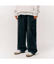 PHYSICAL DEPARTMENT（フィジカル デパートメント）の「カーペンタージッパーカーゴデニムパンツ_ブラック（デニムパンツ）」