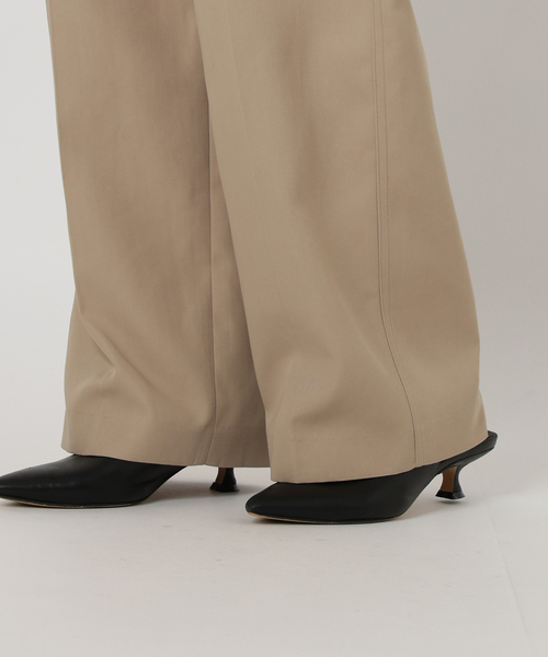 SLOBE IENA（スローブイエナ）の「《セットアップ対応可/WEBのみ4サイズ展開》撥水2タックチノパンツ（チノパンツ・レディース・ベージュ/ネイビー・34/36/38/40）」の12枚目の写真