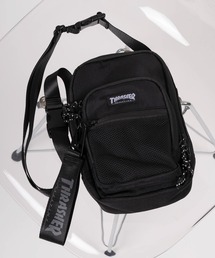THRASHER（スラッシャー）の「【79】【THRASHER/スラッシャー】ブランドロゴ 縦型 ミニショルダーバック（ショルダーバッグ）」