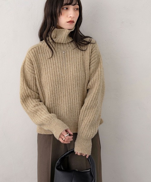 NOAHL（ノアル）の「【NOAHL】ブークレハイネックトップス（ニット/セーター・レディース・ブラウン系その他/チャコール/ベージュ・FREE）」の11枚目の写真