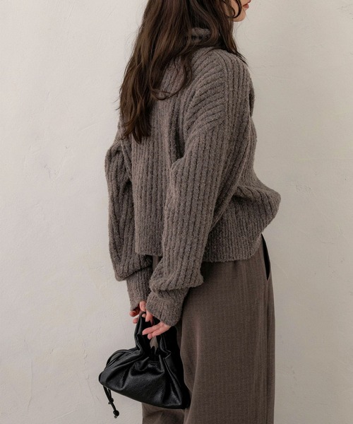 NOAHL（ノアル）の「【NOAHL】ブークレハイネックトップス（ニット/セーター・レディース・ブラウン系その他/チャコール/ベージュ・FREE）」の16枚目の写真
