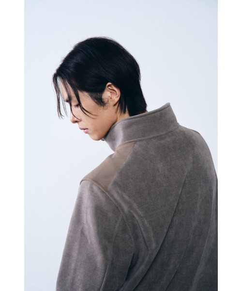 HUMTTO(ハムト)の「男性リブニットジップアップジャケットモンタ(その他アウター・メンズ・アッシュグレー/ブラック・M-L/S-M/L-XL)」の11枚目の写真