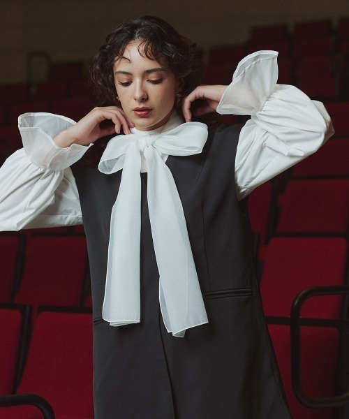 Callarus（カラルス）の「【オケージョン対応】アシメカーブデザインジレ＋キャミソールワンピースアンサンブル〔Callarus〕（スーツセット・レディース・グレイッシュベージュ/ブラック・S/M/L/LL/3L）」の11枚目の写真