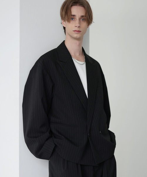 SOCCE(ソーシー)の「ウールライクピンストライプダブルテーラードショートジャケット【セットアップ対応】(テーラードジャケット・メンズ・グレー系/ブラック系・S/M/L/XL)」の5枚目の写真