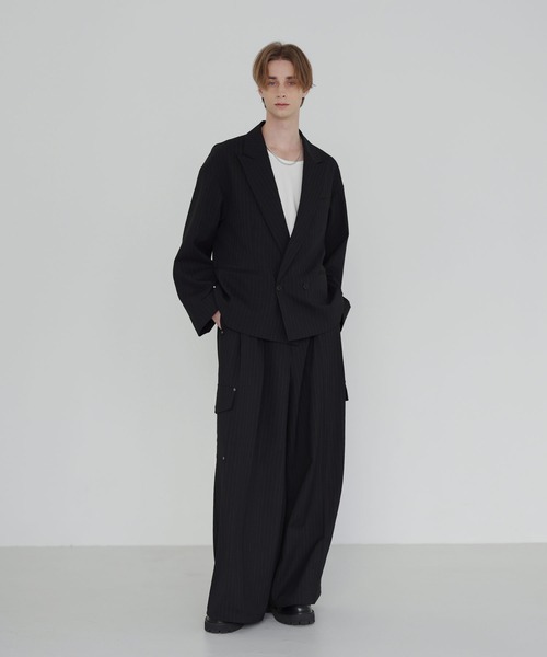 ウールライクピンストライプダブルテーラードショートジャケット